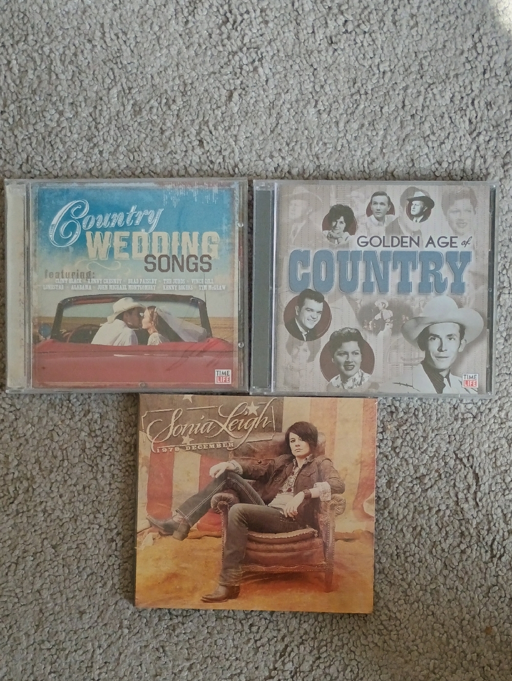 (3) Country CDs NEW